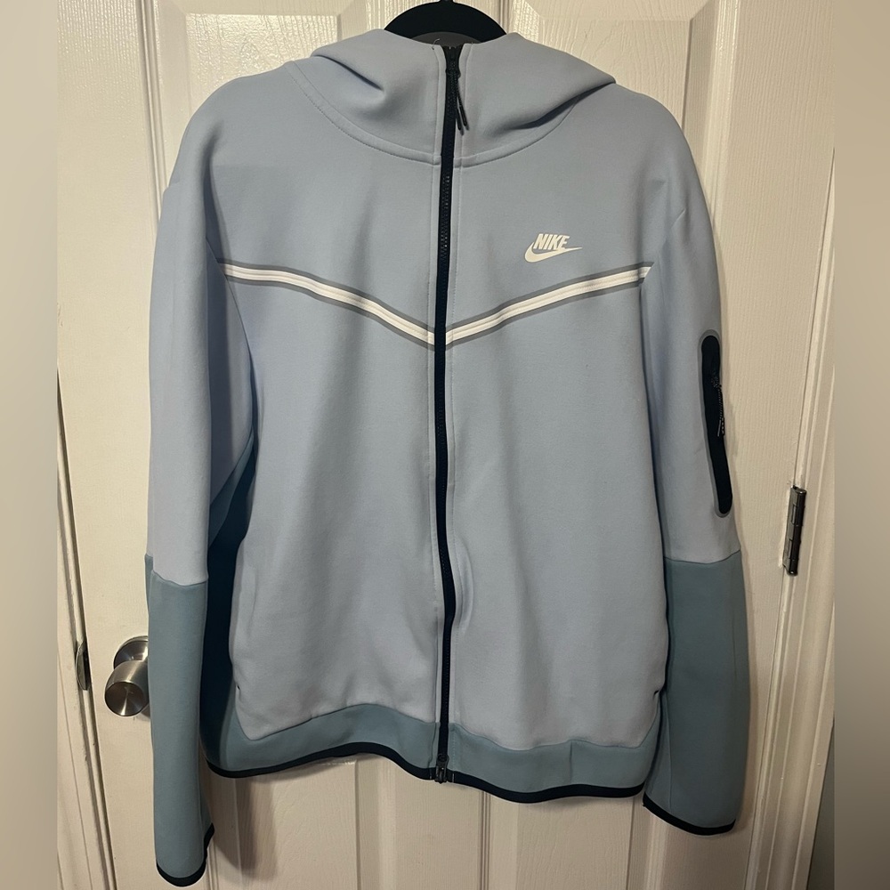 Mens Nike tech full zip